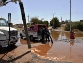 سيناريو زمنى لإصلاح كسر خط الطرد بالكرور فى أسوان.. صور