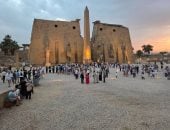 أجواء وزيارات سياحية من حول العالم فى طريق الكباش ومعبد الأقصر.. صور