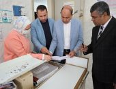 محافظ المنيا يتابع انتظام العمل بالوحدة الصحية بقرية “طهنشا” 