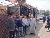 محافظ قنا: رفع الإشغالات والباعة الجائلين بمزلقان السيد وفرض الانضباط بالشوارع