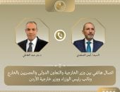 وزير الخارجية يبحث هاتفياً مع نظيره الأردنى التطورات المتسارعة فى المنطقة
