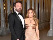 جينيفر لوبيز تتفاعل بشكل طريف مع اسم طليقها على المسرح