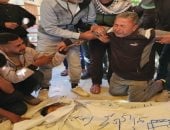 استشهاد فلسطيني وإصابة آخرين فى قصف إسرائيلى على وسط قطاع غزة