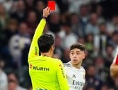 فالفيردي يغيب عن ريال مدريد مباراة واحدة بعد طرده في الديربي 