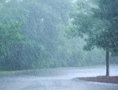 الأرصاد تحذر من استمرار الطقس السيئ الساعات المقبلة.. وأمطار رعدية شديدة