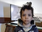 العثور على طفل بدون أهلية داخل سيارة ميكروباص في العمرانية