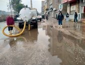 تكثيف أعمال شفط مياه الأمطار فى البدرشين.. ورئيس المدينة يؤكد رفع حالة الاستعداد