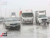 أمطار غزيرة تغرق الطرق والمحاور بالقاهرة والجيزة
