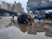 رئيس مياه الغربية يتابع استمرار أعمال كسح مياه الأمطار وتمركز المعدات