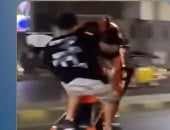 الاستعراض القاتل يعود بعد عامين.. الداخلية تلاحق أجنبيا عرض حياة المواطنين للخطر