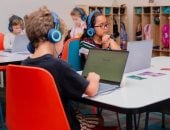 مدرسة أمريكية تستخدم الذكاء الاصطناعى بدلا من المعلمين