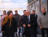 الوفد الألمانى يختتم زيارته لشمال سيناء بمخازن الهلال الأحمر بالعريش.. صور