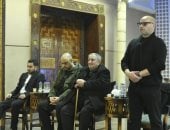 أسرة المخرج أحمد عاطف درة تتقبل واجب العزاء بحضور المشاهير.. صور