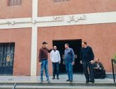 رئيس مدينة أشمون يحيل سكرتير شنشور للتحقيق لعدم انضباط العاملين 