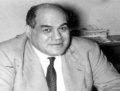 ذاكرة اليوم.. استسلام مدريد لجيش فرانكو ومولد يوسا ورحيل على أمين