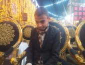 "يا حامل القرآن".. أحمد بخيت تحدى فقدانه للبصر وبدأ حفظ كتاب الله وهو ابن 4 سنوات.. وختم حفظه وهو ابن 7 سنوات عن طريق السمع فقط.. ويؤكد: والدتى صاحبة الدور الأكبر.. وكنت فرحان جدا بختم القرآن .. صور