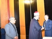 محافظ أسوان: الإعلام شريك فى صناعة السلام المجتمعى.. صور