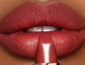 محتارة ومش عارفة تشترى إيه.. اعرفى إزاى تختارى أحمر الشفاه مناسب لبشرتك