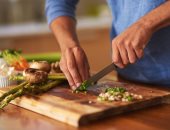 خبراء: تناول نفس الأطعمة يوميا يعزز فقدان الوزن