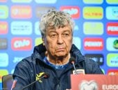 نقل لوتشيسكو مدرب رومانيا إلى المستشفى بعد الإقصاء من تصفيات كأس العالم