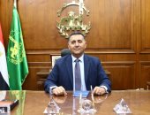 الدفع بـ30 سيارة إطفاء للسيطرة علي حريق بساحة تخزين كرتون بمصنع بالمنطقة الصناعية بالعبور