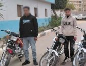 أمن القاهرة ينهي سباقات الموت.. سقوط 4 شباب استعرضوا بدراجاتهم
