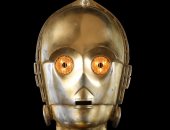 رأس الروبوت C-3PO من سلسلة أفلام حرب النجوم يحقق مليون دولار في مزاد علني