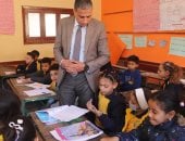 مدير تعليم الجيزة يتابع سير امتحانات شهر مارس بالدقى والعجوزة وشمال.. صور