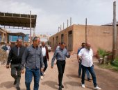 محافظ أسوان يوجه بتشغيل مصنع إنترلوك العلاقى لدعم المشروعات