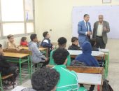 مدير تعليم الجيزة: احتساب الحصة الأولى غيابًا لكل من لم يحضر طابور الصباح