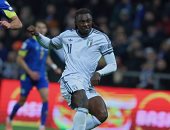 البوسنة والهرسك ضد ايطاليا .. الاتزوري يتقدم بهدف وطرد باستوني