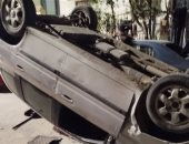 حصة تعليم سواقة تتحول لكارثة.. سيدة تصطدم بـ 3 سيارات فى دمياط 