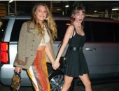 بليك ليفلى ترد بطريقة غير مباشرة على استبعادها من ضيوف زفاف تايلور سويفت