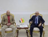 محافظ شمال سيناء يستقبل وفد متخصص من وزارة النقل