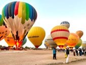 روح المغامرة والإثارة.. الأفواج الأجنبية يستمتعون برحلات البالون الطائر