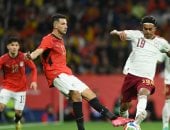 رئيس الوزراء الإسباني يستنكر بشدة الهتافات العنصرية في مباراة مصر وإسبانيا