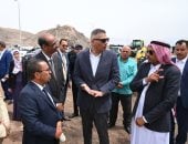 محافظ جنوب سيناء يتفقد أعمال ساحة انتظار النقل الثقيل بطابا