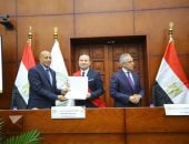 وزير العدل يكرم المستشار مصطفى محمد الرئيس بمحكمة جنوب القاهرة