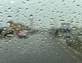 الأمطار تضرب القاهرة والجيزة الآن.. رياح مثيرة للأتربة وارتفاع درجات الحرارة