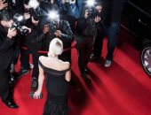 لماذا نحلم بالمشاهير؟.. اعرف التفسير النفسى وراء رؤيتهم فى المنام