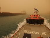 رئيس هيئة قناة السويس: نجاح جهود تعويم سفينة صب بعد جنوحها بسبب عطل فنى