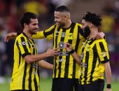 الاتحاد ضد الحزم.. النمور يخطفون الفوز بـ10 لاعبين في الدوري السعودي