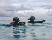 الأخبار العربية والعالمية حتى الظهيرة.. إيران تنشر صورا لإسقاط مقاتلة أمريكية من طراز إف 35.. جيش إسرائيل يسعى لاحتلال 4 كيلو داخل الأراضي اللبنانية.. قوات المارينز الأمريكية تجري تدريبات على عمليات إنزال بحري