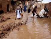 77 قتيلا وعشرات المصابين جراء فيضانات وأمطار غزيرة فى أفغانستان