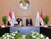 وزير الري ومحافظ البحيرة يوضحان موقف مشروع مأخذ محطة مياه شرب إدفينا