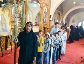 أقباط الأقصر يحتفلون بأحد الشعانين في دير الأنبا متاؤس الفاخوري بإسنا.. صور