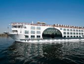 رحلة بين حضارتين.. متعة البواخر النيلية من أسوان إلى الأقصر.. فنادق عائمة تنبض بالحياة.. سحر التاريخ يلتقى رفاهية الرحلة.. ليالى السمر تضيف بهجة خاصة للسائحين.. صور