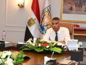 محافظ جنوب سيناء يتابع عبر الفيديو كونفرانس مشروع الزراعة الكهروضوئية