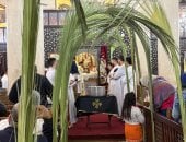 الكنائس تتشح بالسواد استعدادًا لأسبوع الآلام.. شاهد صلاة التجنيز