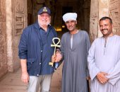 الملك أحمد فؤاد الثانى يزور معبد أبوسمبل فى جولة سياحية